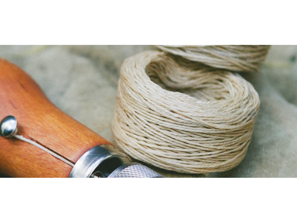 Speedy Stitcher® 30 Yards, Coarse Waxed Thread, #140