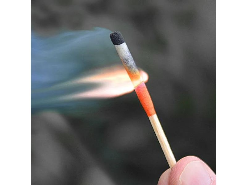 UCO Survival Stormproof Matches (10 Matches)