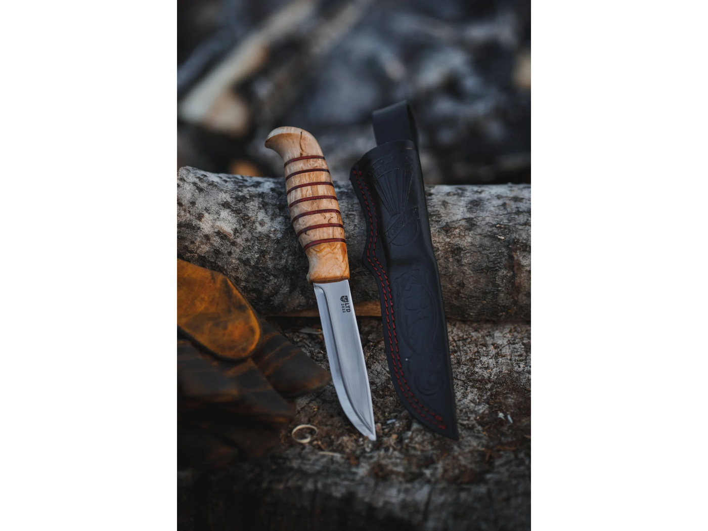 Helle Knives - The Sigmund features many of the